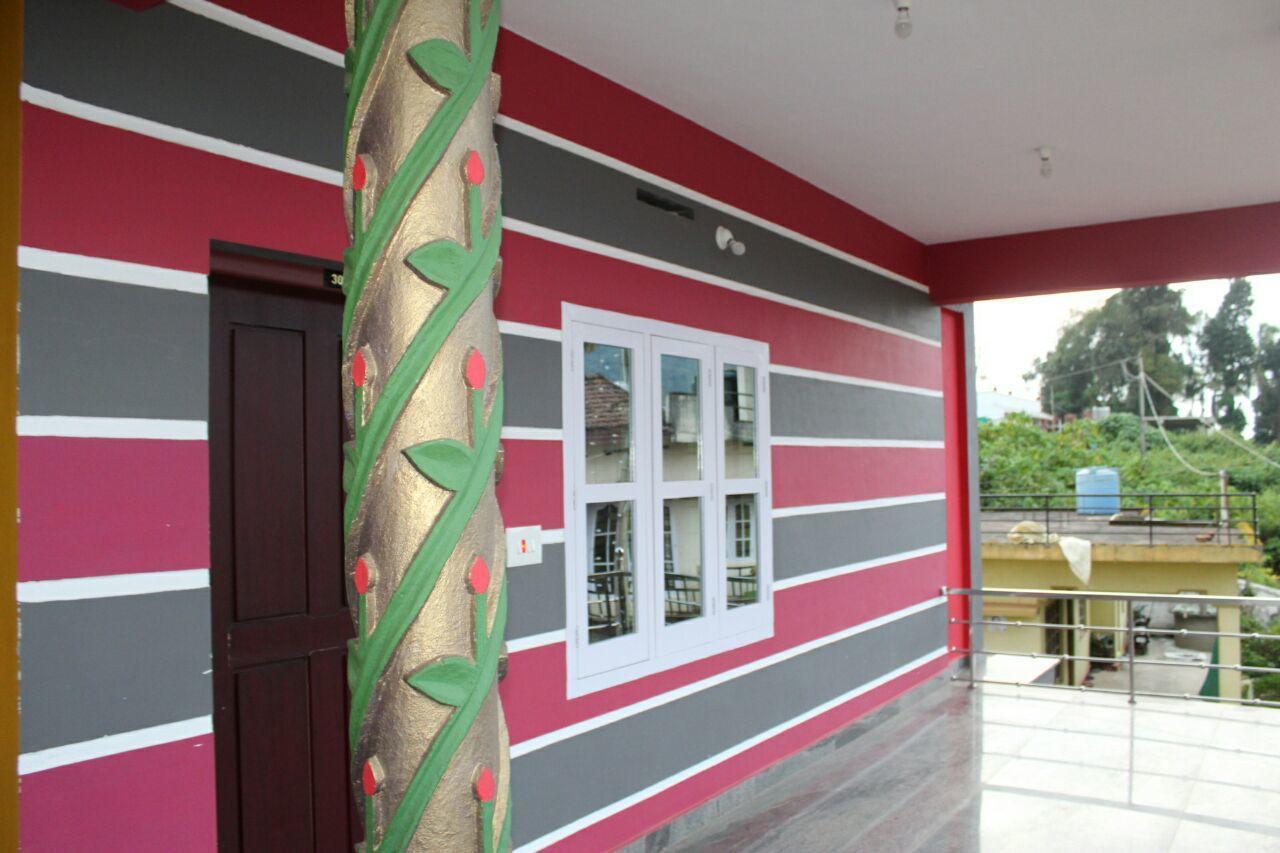 Iroomz Sri Vinayaka Comfort Virajpet Extérieur photo
